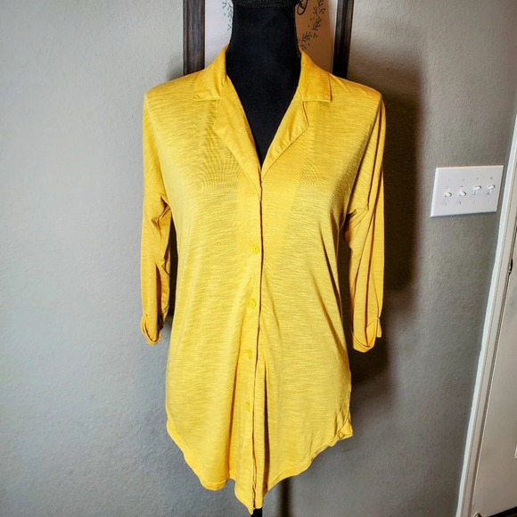 Paper + Tee Women's Size Medium Mustard Yellow Buttondown Lace Blouse - Picture 3 of 13